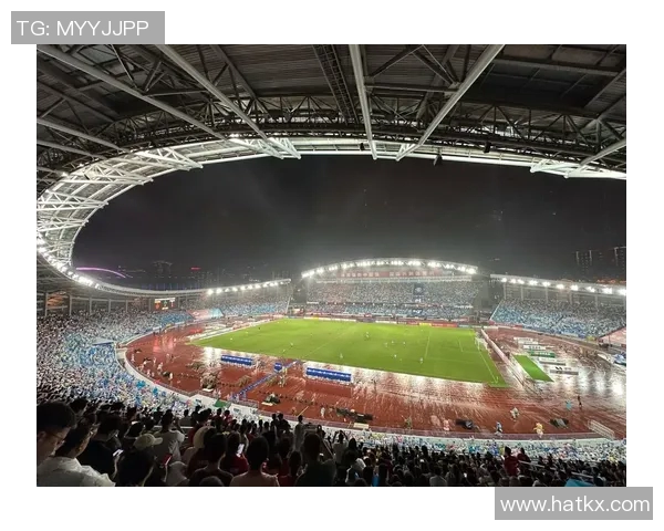 足球明星道具创意展示全景图集带你领略足球魅力与风采